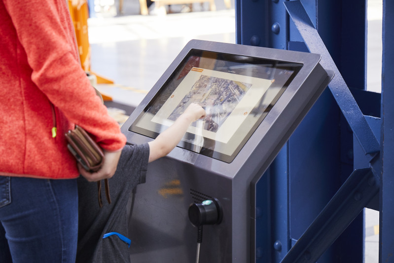 Borne Mistral, Les Capucins à Brest