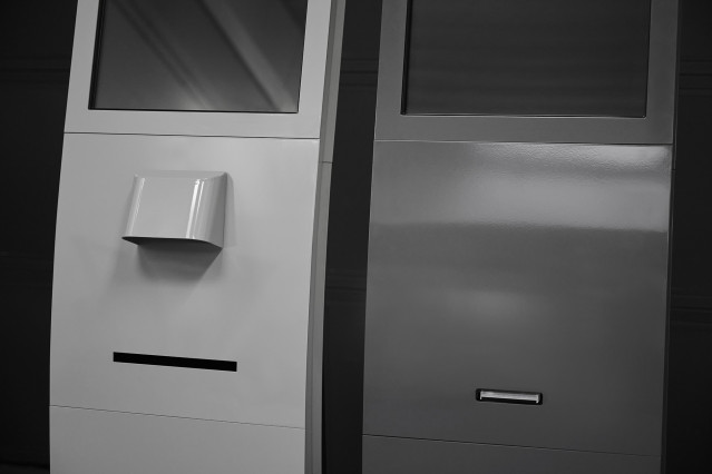 Bornes Bora avec périphériques de contrôle d'accès