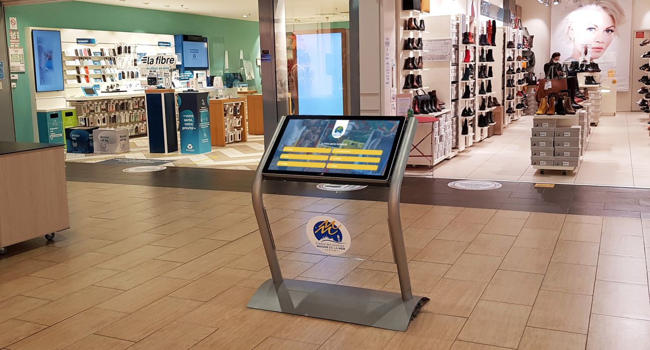 Table tactile Maison de la mer au Géant Lanester