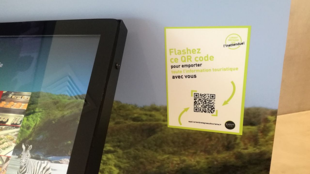 Un QR code donne accès, via un smartphone, à l’application de séjour.
