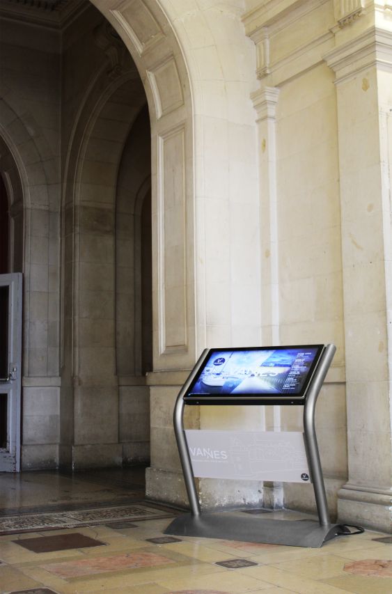 Table tactile mairie de Vannes